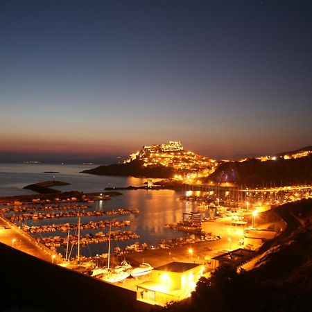 Affittimoderni Castelsardo Miramare Apartman Szoba fotó